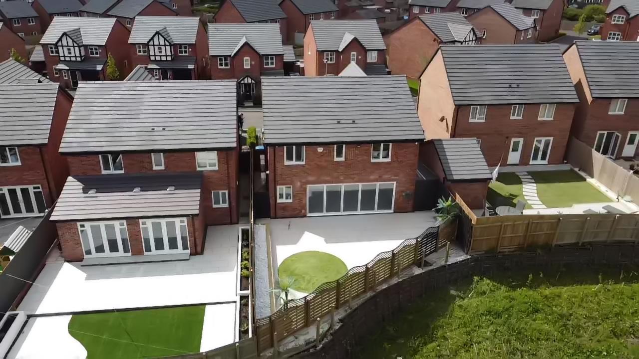 Farm Crescent, Radcliffe, Manchester Pearson Ferrier Estate Agents